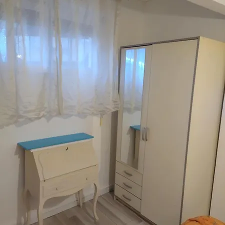 Apartament 2 Pieces Idealement Situe Centre De Samedi A Samedi Mentona